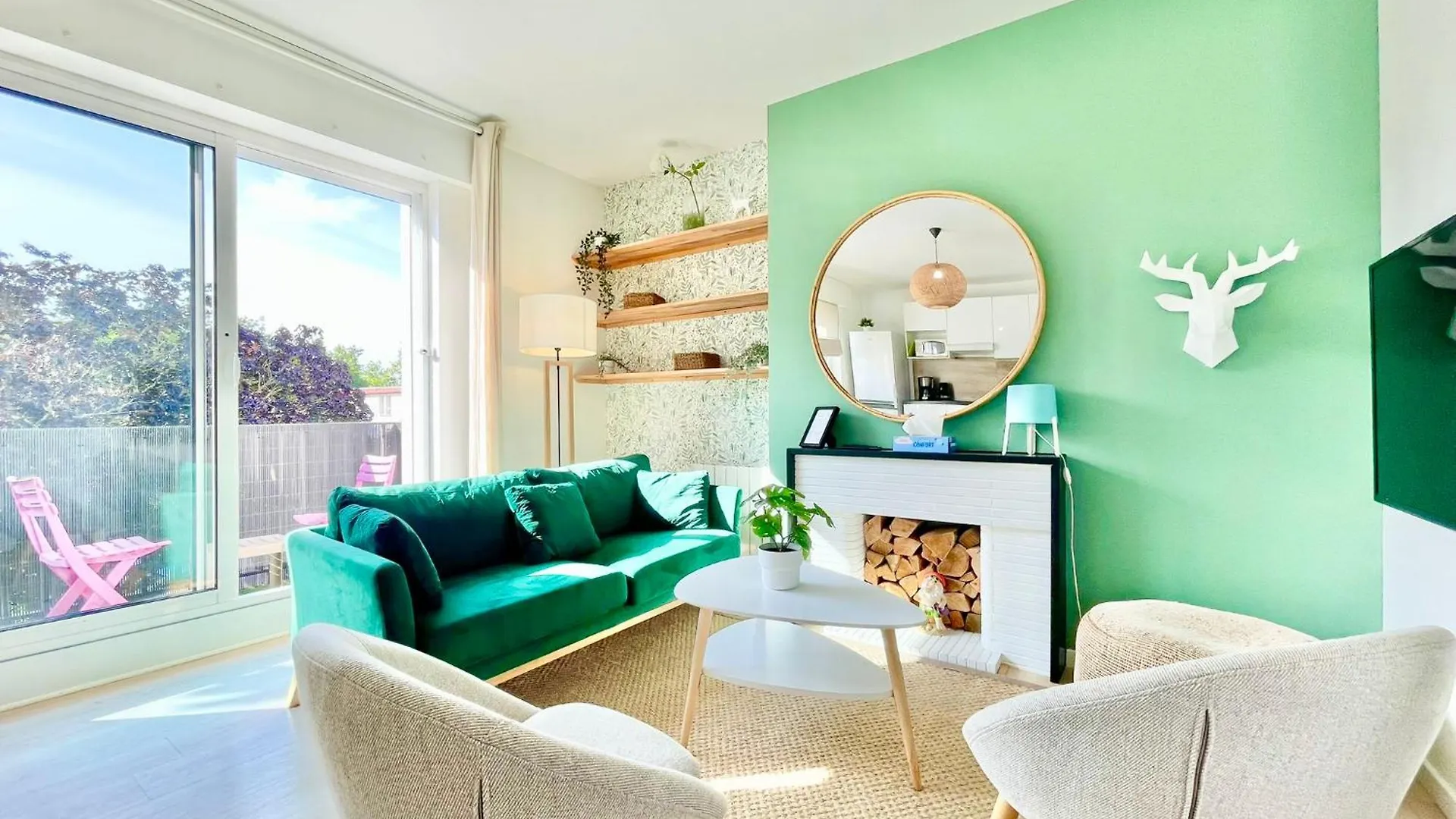 Smile Apparts - Appartements - Au Coeur De Lorient - Au Calme - Tout Confort 0*,  Франция