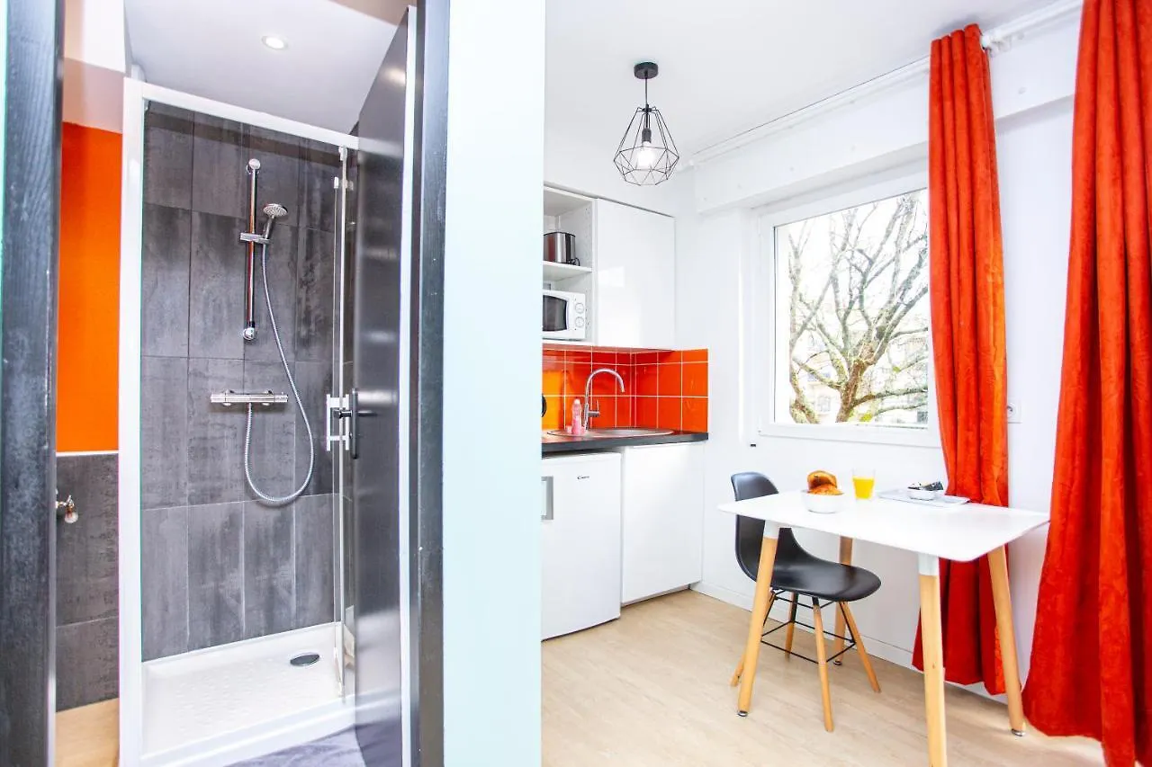 Smile Apparts - Appartements - Au Coeur De Lorient - Au Calme - Tout Confort 0*,  Франция